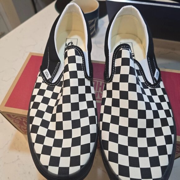VANS Authentic Black White Checkerboard Classic Slip-On Shoe Mens Size 11 NEW - Picture 4 of 12